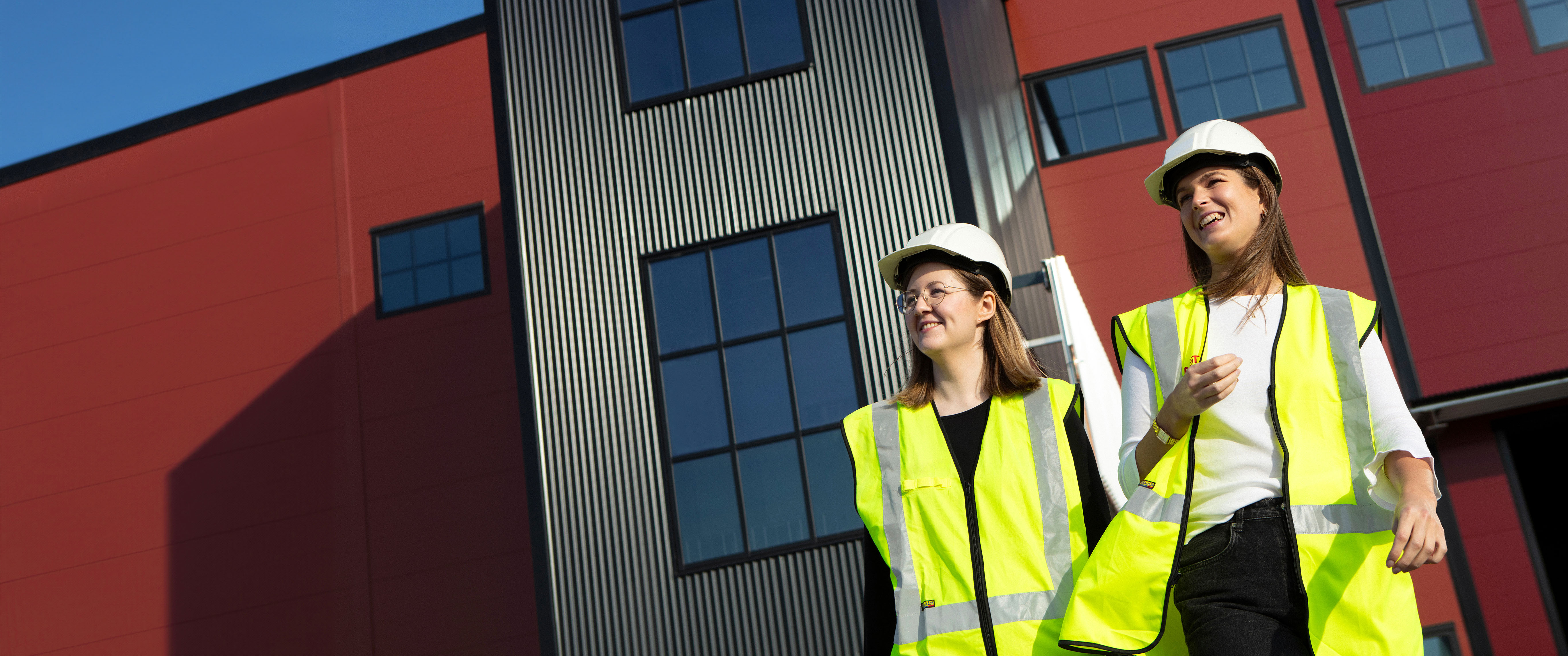 Omslag År 2023 Red2